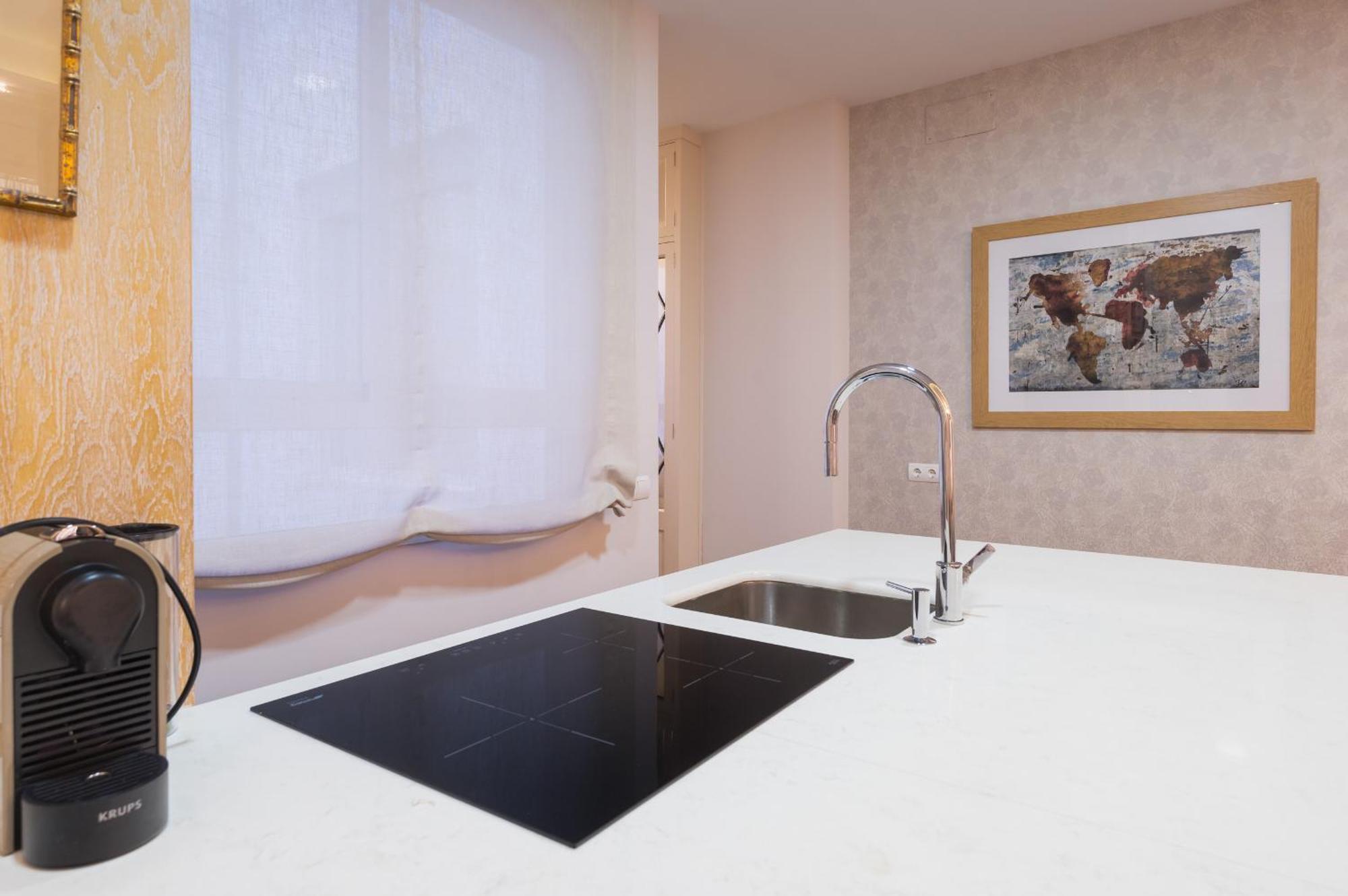 Centro Luxe 3 Rooms เซบีญา ภายนอก รูปภาพ